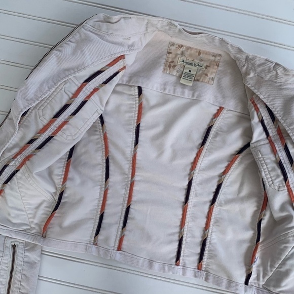 Abercrombie & Fitch Cream Corduroy Denim Jacket - Picture 10 of 12